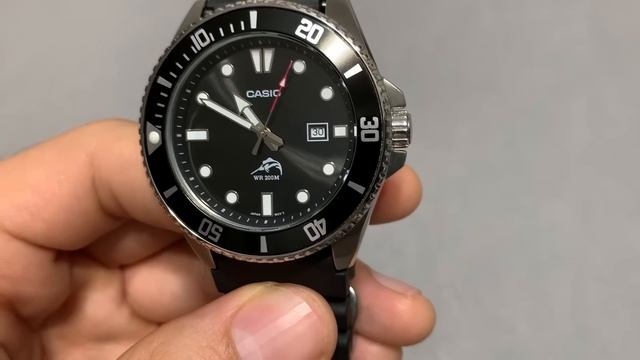 Casio Duro Vs. Casio Edifice EFV-100D (Comparativa En Español)