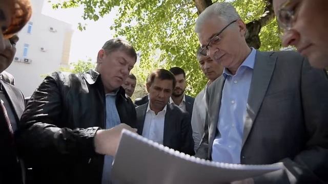 Обход Ленинского района. Комментарий Александра Якоба смотреть онлайн