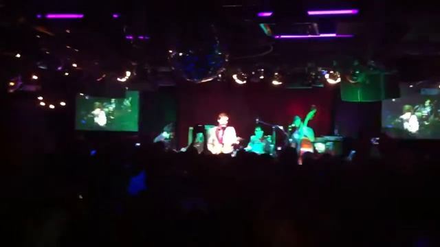 Браво, клуб 16 тонн смотреть онлайн