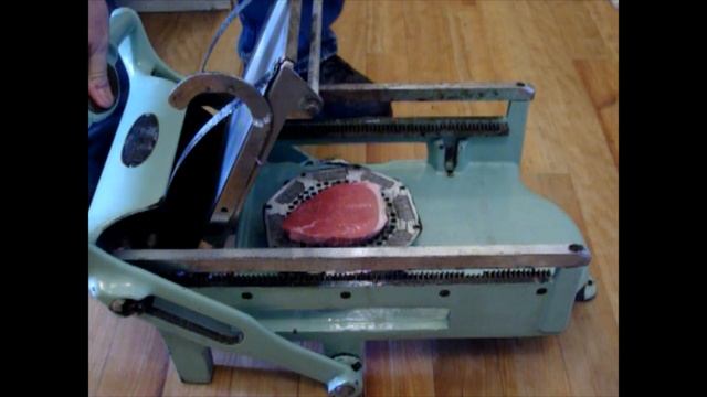 1930s Cube Steak Machine смотреть онлайн