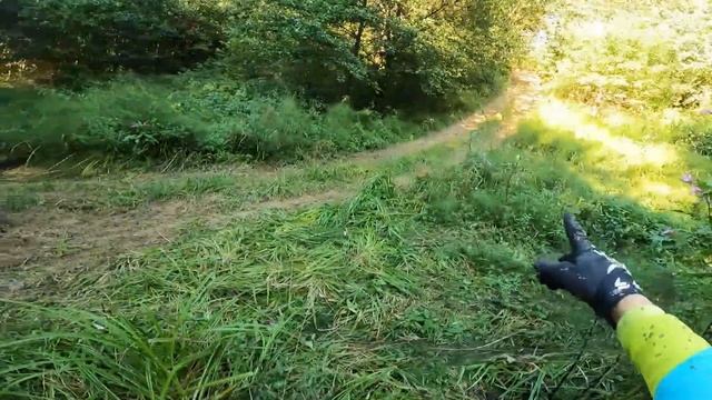 ZATOPIL MOTOCYKL I PRAWIE SPADL ZE SKARPY QUADEM KAYO A3OO смотреть онлайн