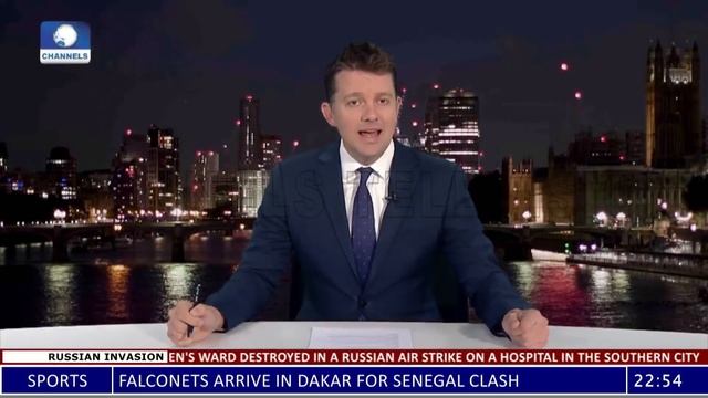 Russia Will Soon Be Unable To Pay Its Debt Due Increased Sanctions |Around The World In 5| смотреть онлайн