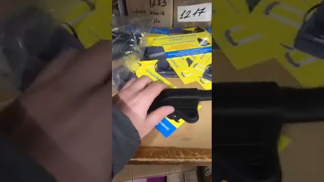 Підставки для тканевих валіз \1373 смотреть онлайн