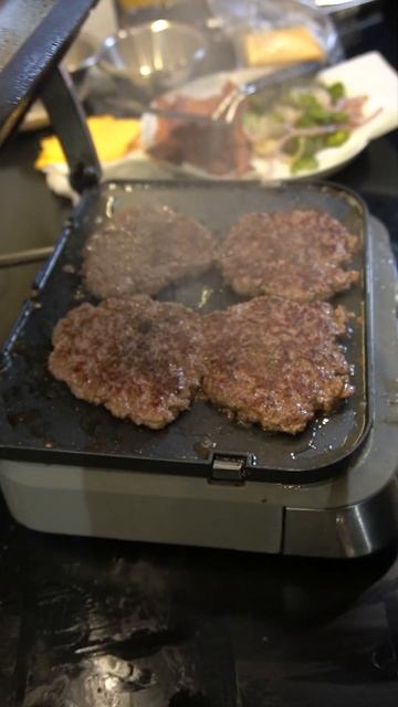 PANINI PRESS BURGER RECIPE #shorts смотреть онлайн