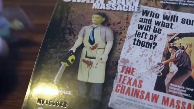 Texas Chainsaw Massacre Reaction Figure Unboxing! смотреть онлайн