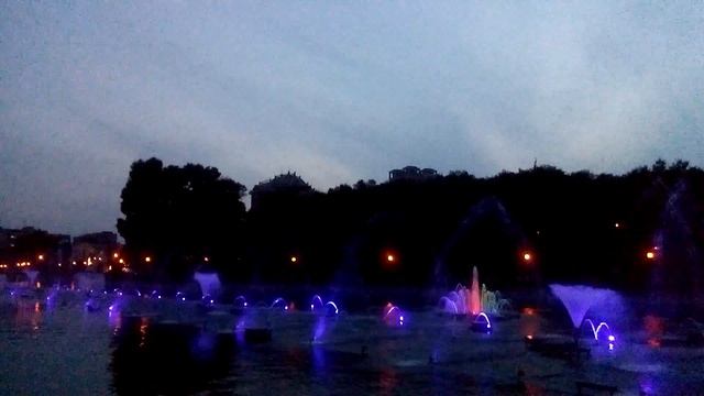 танцующие фонтаны смотреть онлайн