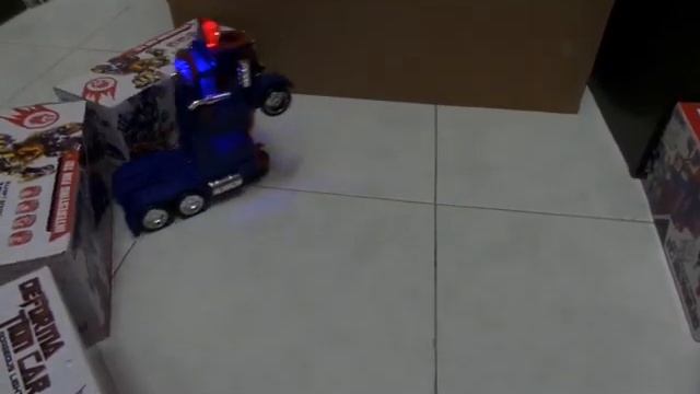 Optimus transformer Bump & Go Car - EAAC Enterprise смотреть онлайн