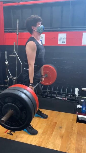 143 kg/315 lb deadlift triple смотреть онлайн