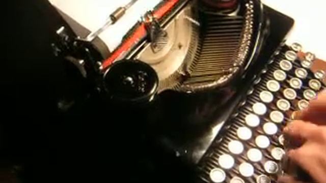 Typewriter Urania 1936................. смотреть онлайн