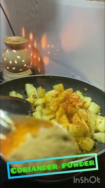 Aloo Methi ki Sabzi! How to make Tasty Aloo Methi 😊#shorts #shortvideo #youtubeshorts #subscribe смотреть онлайн