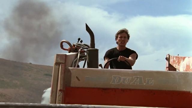 Footloose (1984) - Holding Out for a Hero смотреть онлайн