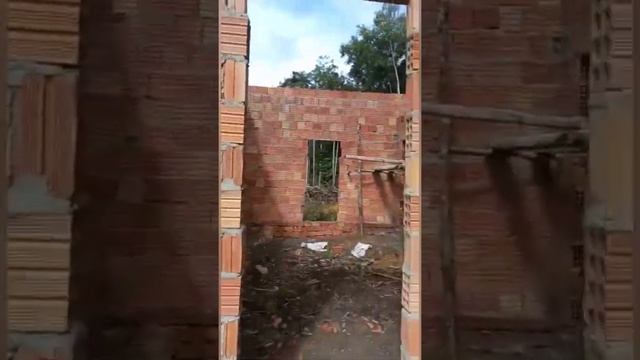 O INÍCIO DA CONSTRUÇÃO DA CASA NA ROÇA. BR 174 KM 175 Manaus-AM смотреть онлайн