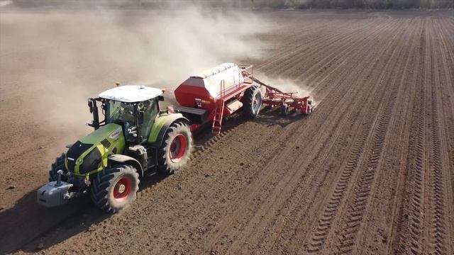 Claas Axion 870 - Horsch Maestro 12.75 SW | Sejba kukurice | Farma Majcichov смотреть онлайн