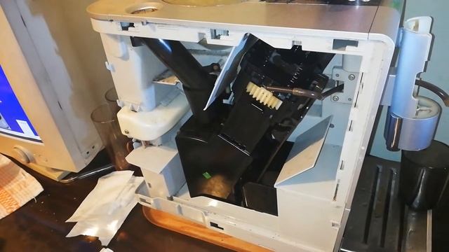 Jura ENA7 - Wylewka. смотреть онлайн