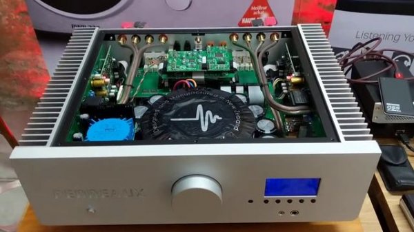 Perreaux 255i Internals