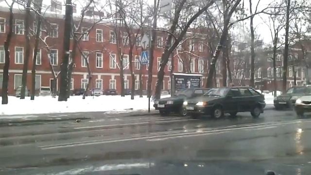 Не захотел меня пропускать смотреть онлайн