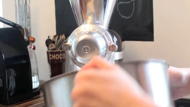 KitchenAid - Getreidemühle смотреть онлайн