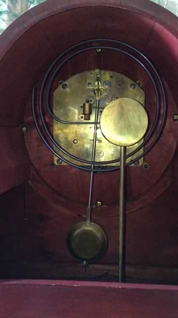 Старинные каминные часы фирмы BWL смотреть онлайн