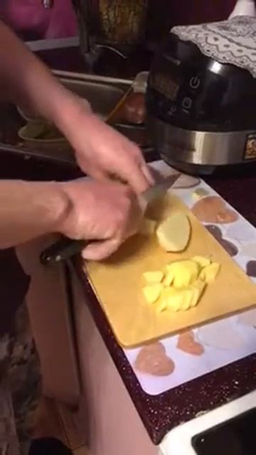 Супер быстрая нарезка картошки ножом! смотреть онлайн
