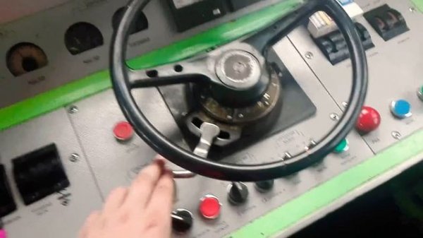 Рассказ о тепловозе тэп70-0229 (интереснентко!)