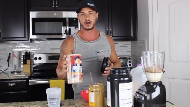 Homemade Weight Gain Shake For Skinny Guys: 800 Calories! смотреть онлайн