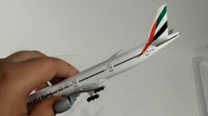 UNBOXING EMIRATES BOEING 777 - 300ER | DIECAST AIRPLANE