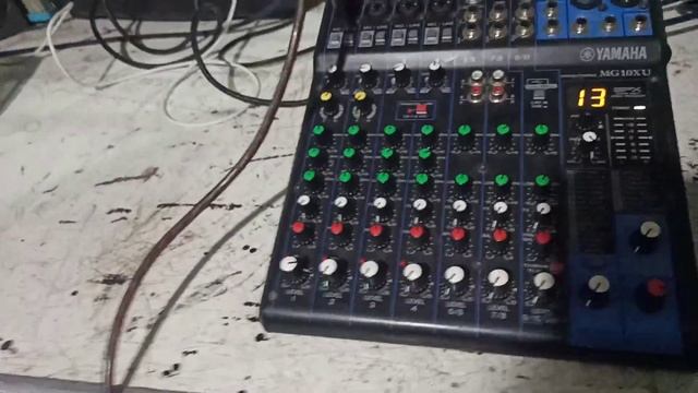 parte 3 mixer Yamaha MG 10 XU uso de efecto смотреть онлайн