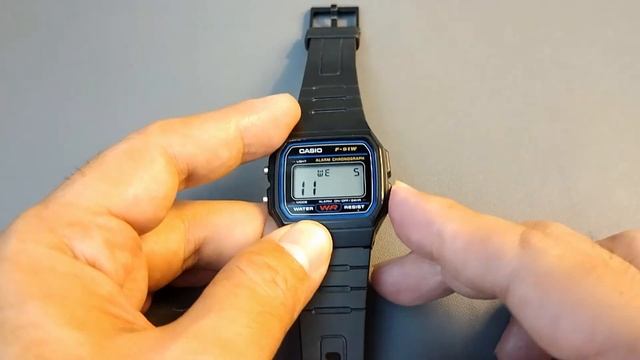 Casio F91W Tutorial: how to set time and date the easy way ( F-91W F91 ) смотреть онлайн