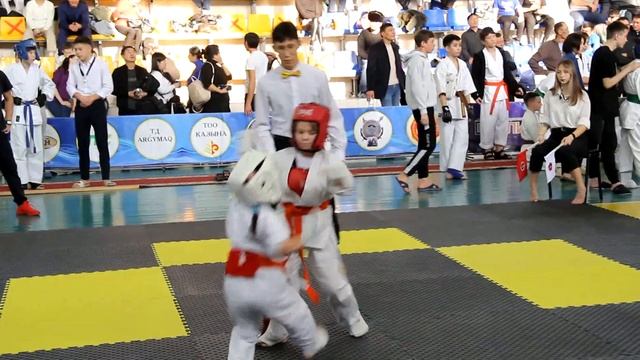 Хижникова Злата 2 бой 1 место Открытый чемпионат TORA CAP 29.01.2023 смотреть онлайн