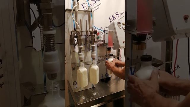 Milk Filling Machine Станок Для Розлива в бутылки смотреть онлайн