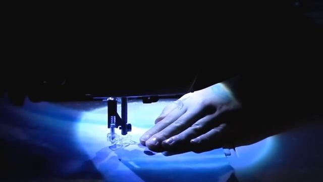 9 year old boy Threadpainting / Free Motion Sewing смотреть онлайн