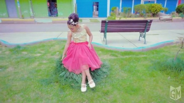 MİNİ TOP MODEL | ALESSANDRA | KİDS MODELS |