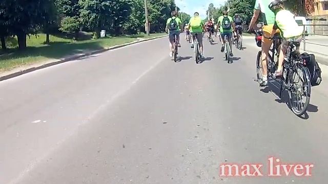 Велопокатушка 280+людей , Тернопіль частина 2 смотреть онлайн