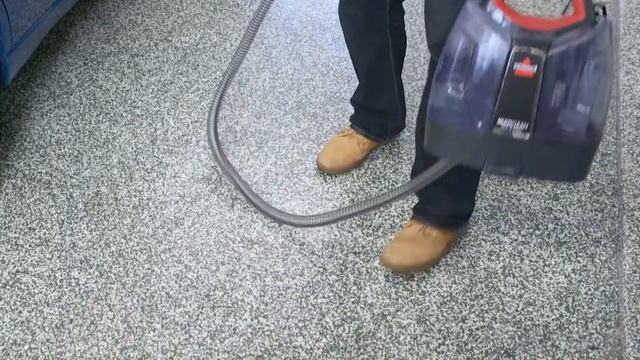 Bissell Multiclean Spot & Stain - Détacheur portatif смотреть онлайн