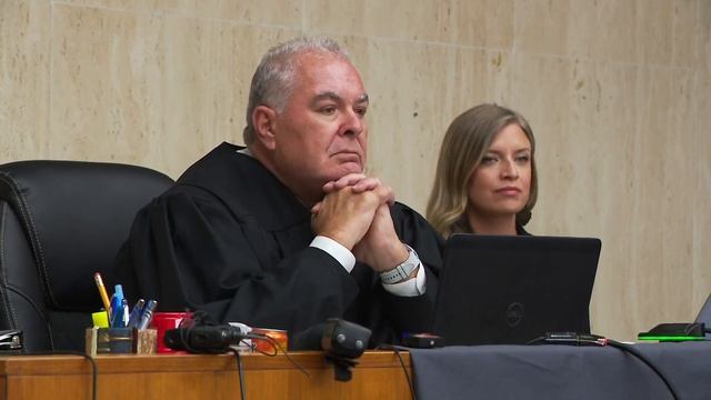 Former Indiana sheriff with 31 felonies has bond raised to $1.5 million смотреть онлайн