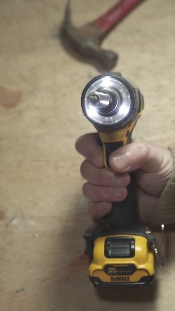 DeWALT DCF601 #shorts смотреть онлайн