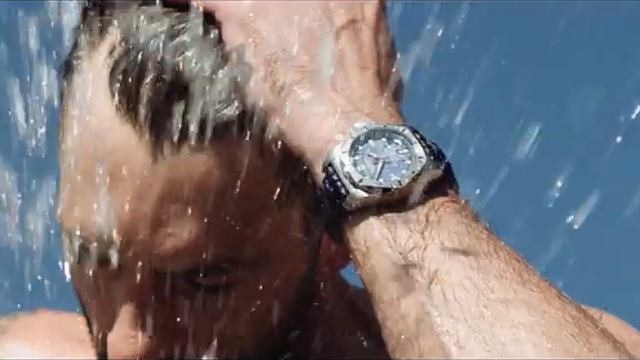 Обзор Victorinox I.N.O.X. Professional Diver Titanium смотреть онлайн