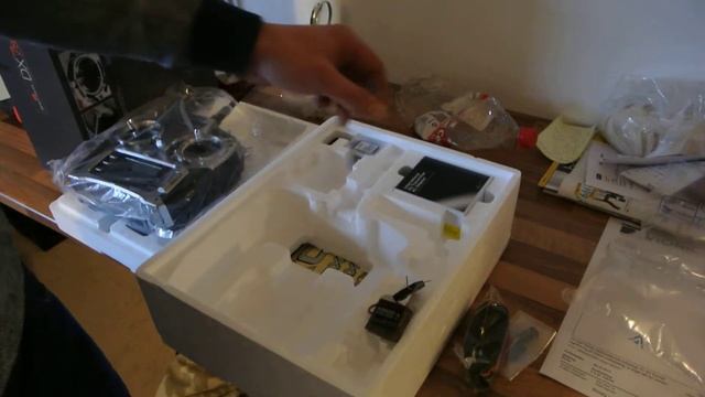 Short unboxing Spektrum DX7S смотреть онлайн