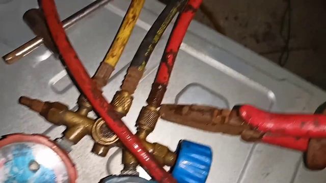 R32 Gas Refilling Details, R32 Gas Charging, AC में R32 Gas कैसे चार्ज करे, R32 Pressure Details смотреть онлайн