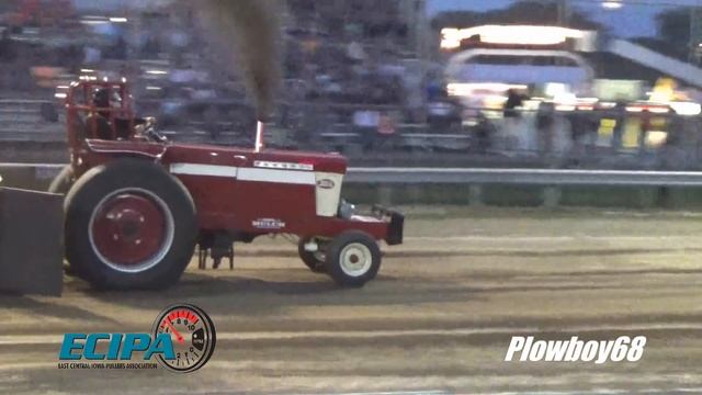 ECIPA 9,500lb Hot Farm Tractors in Tipton, IA 7 15 2016 смотреть онлайн