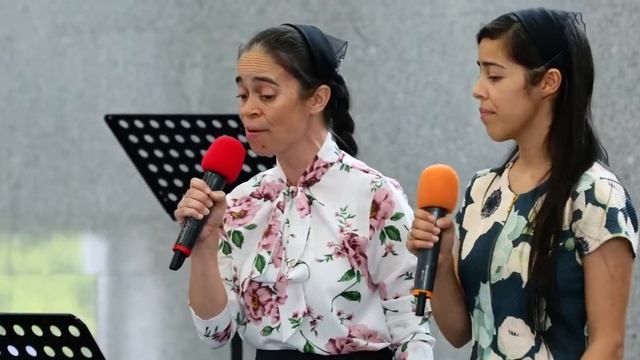 Alemania 🇩🇪 | Español | Alabanza Sin palabras | Dúo Lorena y Naty |traducción de Ana y Susana смотреть онлайн