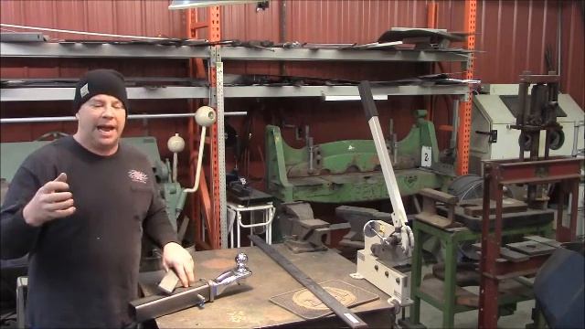 Building the rear receiver hitch for the Woodie смотреть онлайн