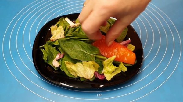 Как запечь болгарский перец в микроволновке для вкусного салата