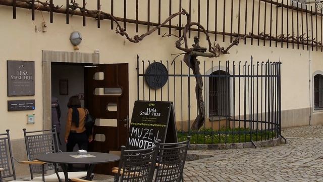 LAMA - Local Aware Mobile Advertising (concept) смотреть онлайн