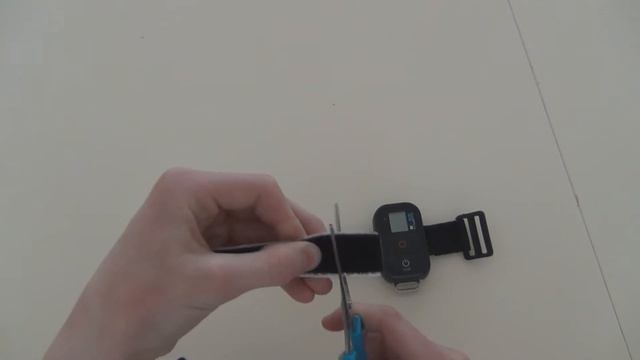 self gemaakte band voor gopro remote - homemade Velcro strap for wifi remote смотреть онлайн