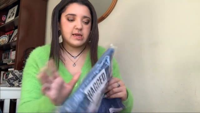 Mid Size girl tries The Ragged Priest...again (Unboxing + Try on Haul) смотреть онлайн