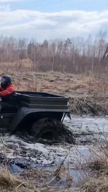 ЗЭТ- ни одно болото нам не страшноХочешь себе такую же проходимую техникуЗвони! смотреть онлайн