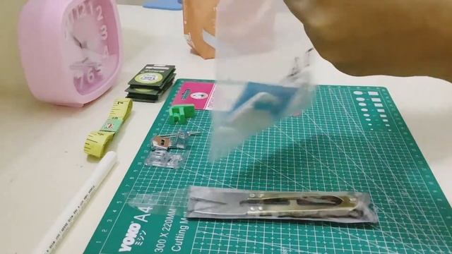 Unboxing Mesin & Peralatan Menjahit untuk Pemula (Brother JK17B) смотреть онлайн