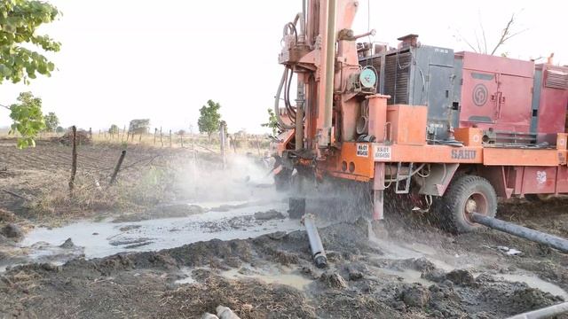 Borewell Drilling - Amazing Video | borewell water source | borewell point checking Part 2 смотреть онлайн