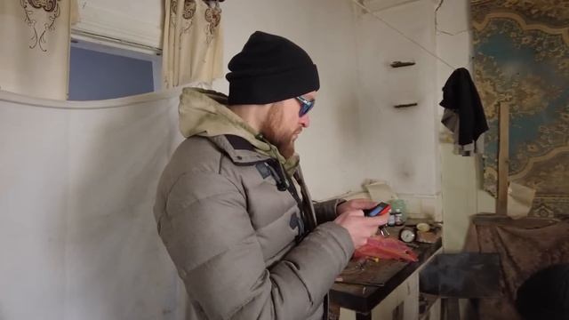 ДЯДЯ ВИТЯ МЕДВЕДЬ. ОБОКРАЛИ ДОМ. АПАТИЯ К ЖИЗНИ. НИЧЕГО ЕМУ НЕ НАДО. СТАЛ ВЫПИВАТЬ? смотреть онлайн